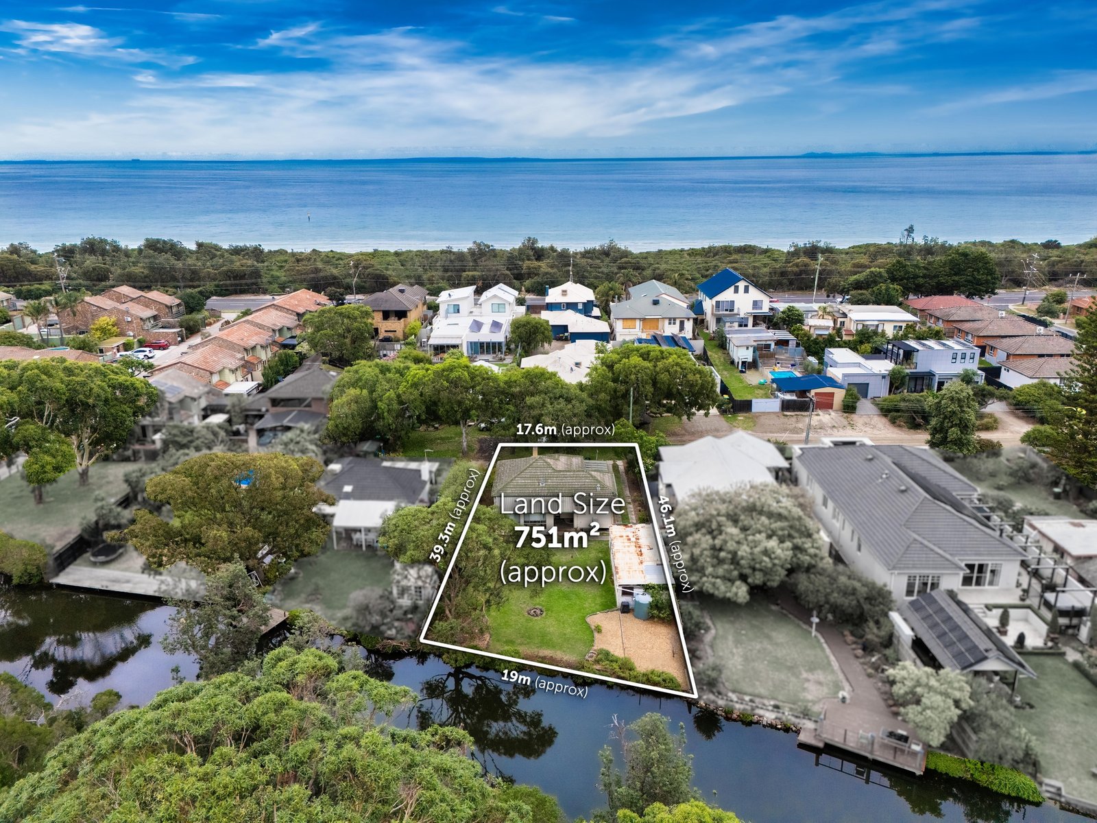 Gallery: 4 Beach Grove