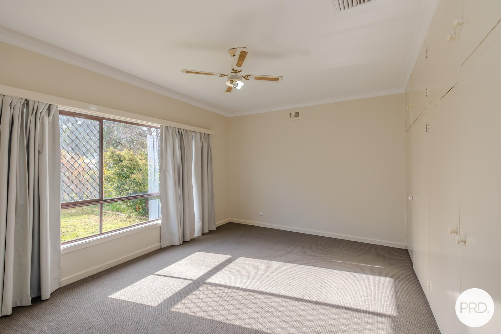 4 Belar Street DARETON 11