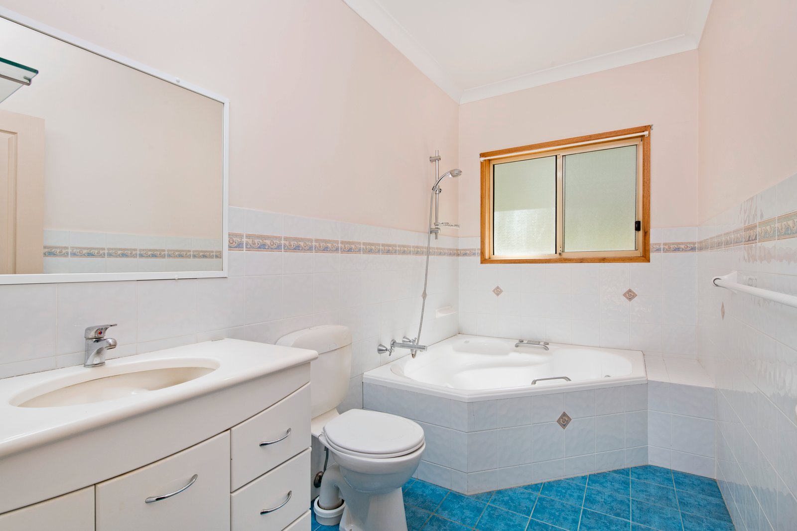 4 Bellbird Close KEW 6