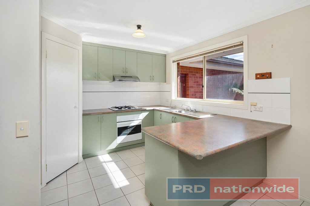 4 Bellbird Court MOUNT HELEN 2