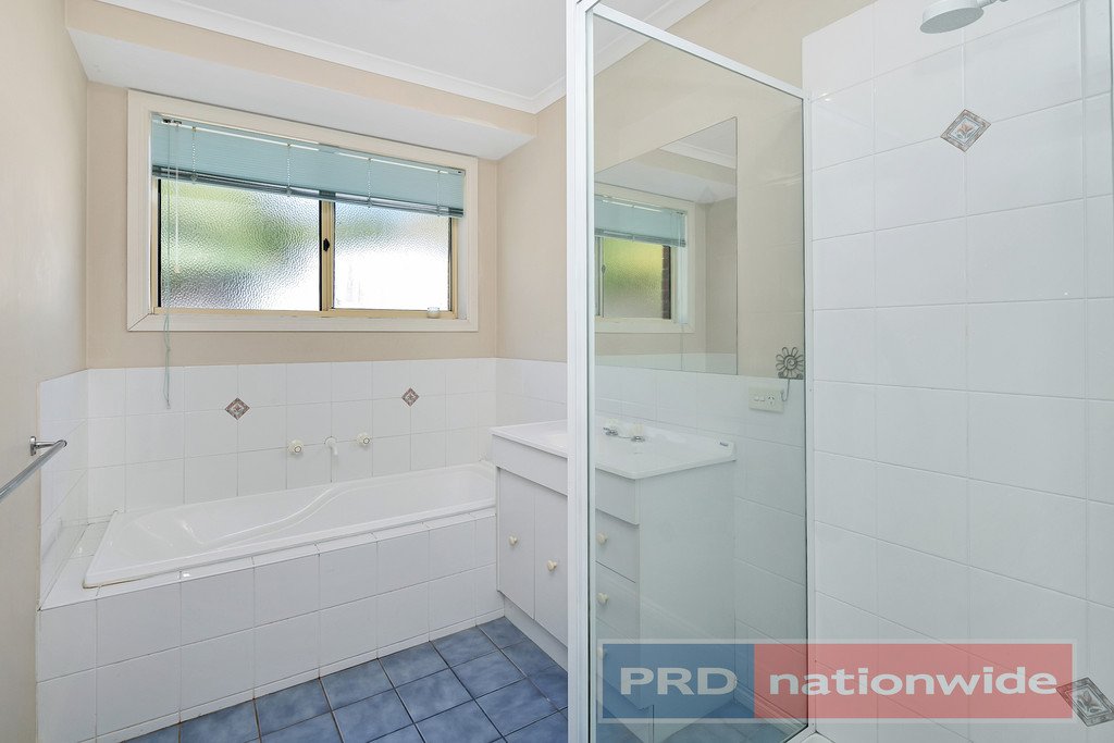 4 Bellbird Court MOUNT HELEN 4