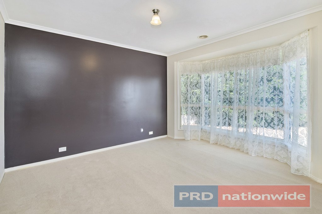 4 Bellbird Court MOUNT HELEN 5