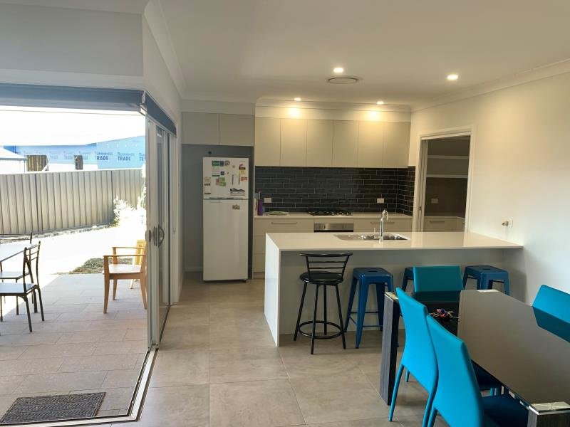 4 Bellbird Street TAMWORTH 2