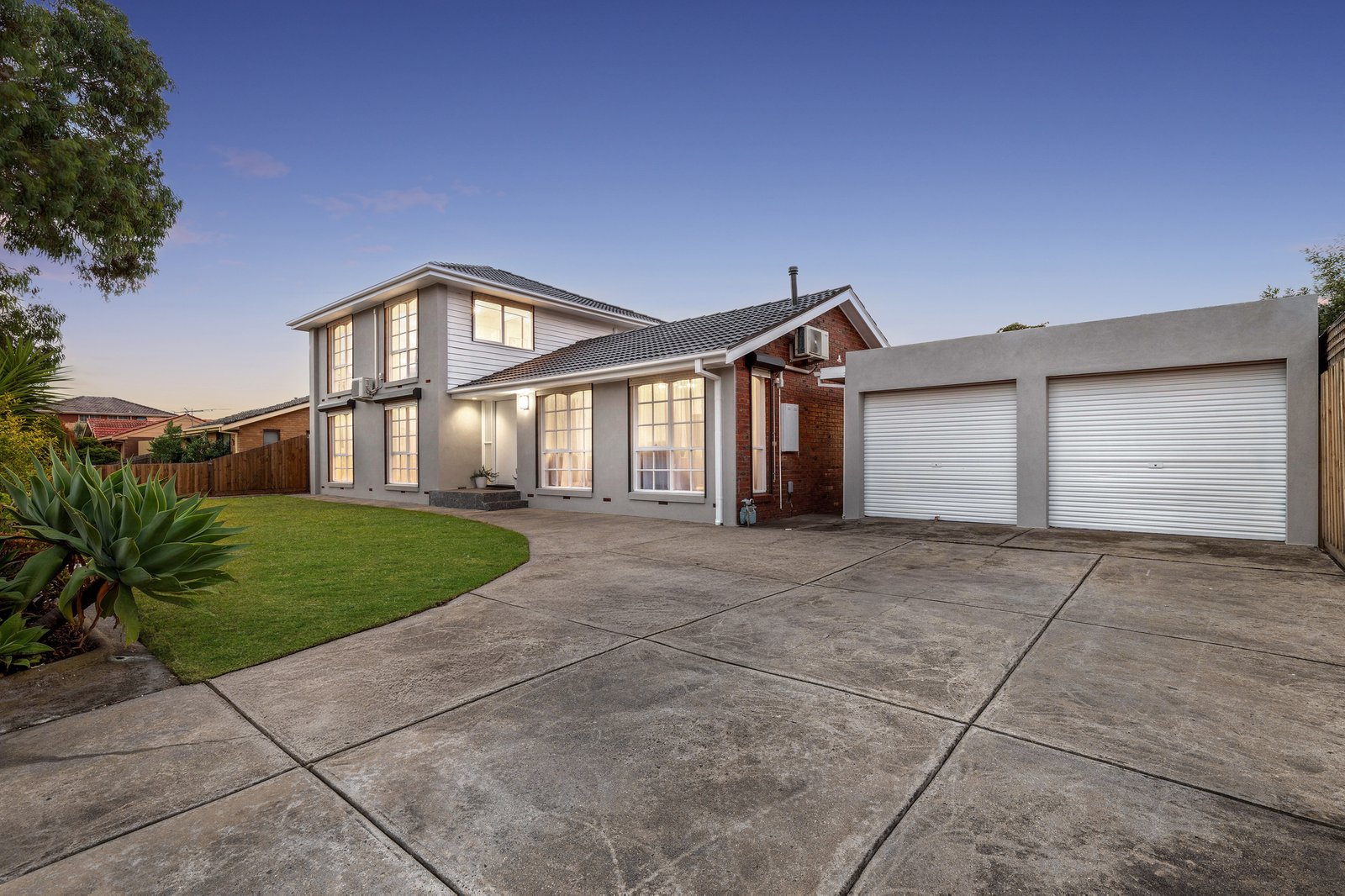 Real Estate and Property in 4 Bellevue Drive, Keilor Downs, VIC