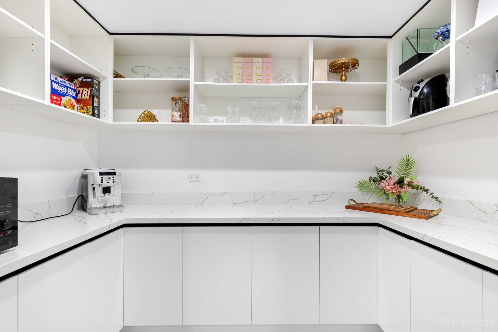 Real Estate and Property in 4 Bellevue Drive, Keilor Downs, VIC