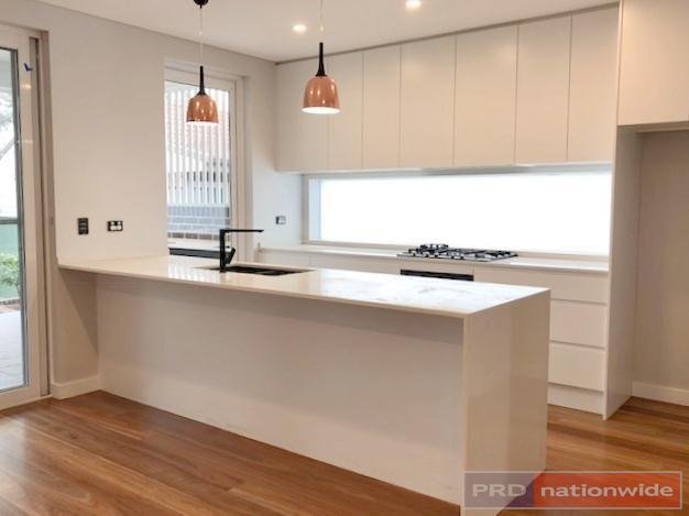 4 Benfield Parade PANANIA 3