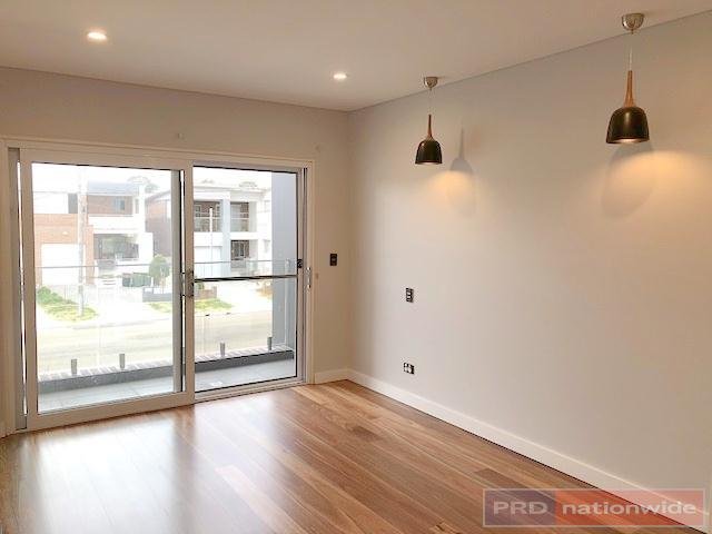 4 Benfield Parade PANANIA 7