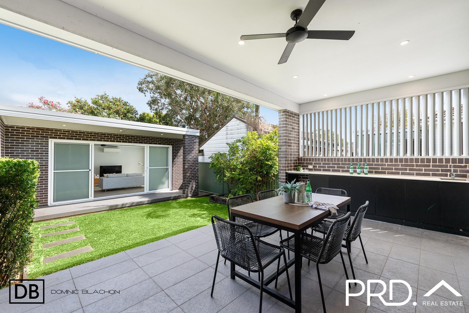 4 Benfield Parade PANANIA 1