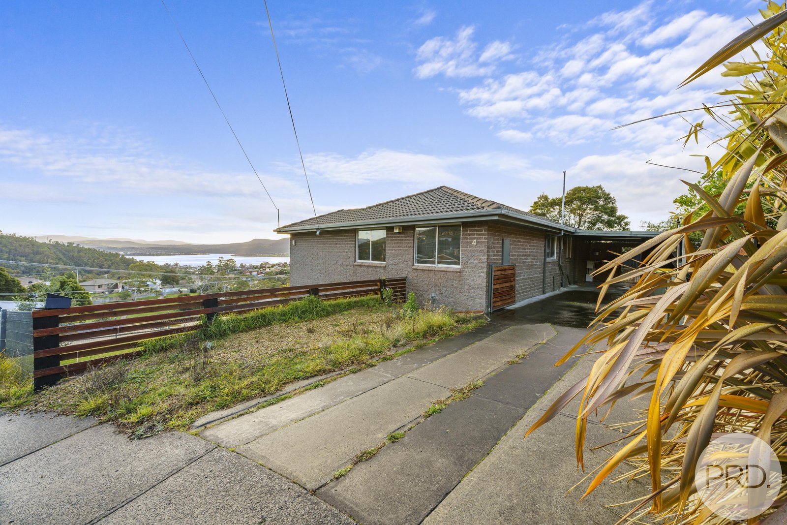 4 Binya Street GLENORCHY 9