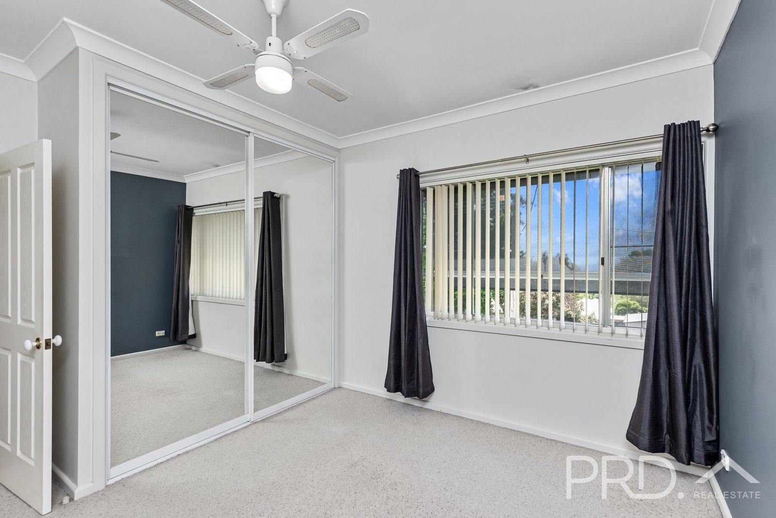 4 Birch Street BATLOW 8