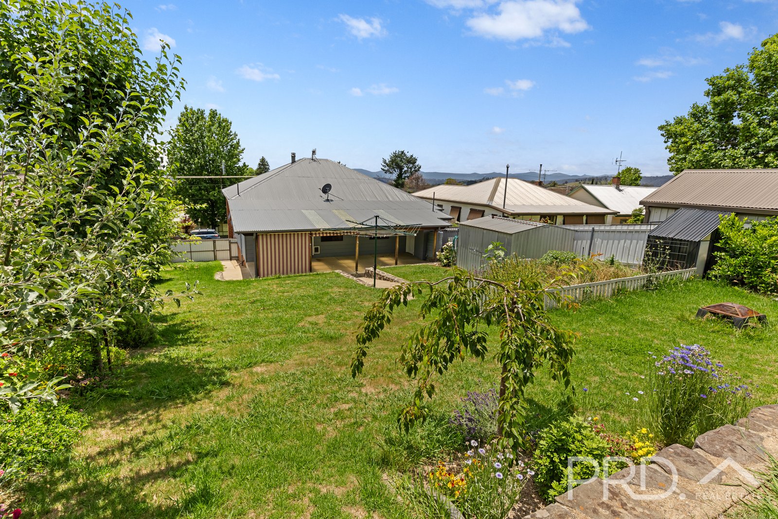 4 Birch Street BATLOW 17
