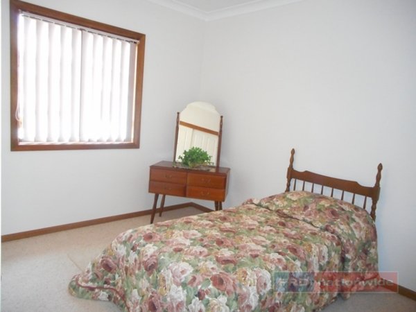 4 Birch Street BATLOW 15