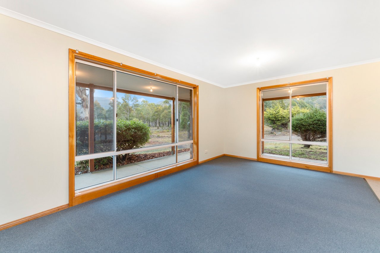 4 Bismarck Court COLLINSVALE 8