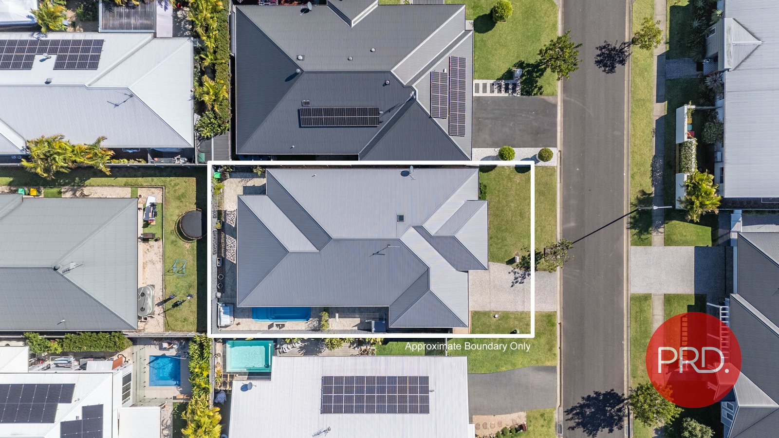 4 Blackwood Street SAPPHIRE BEACH 30