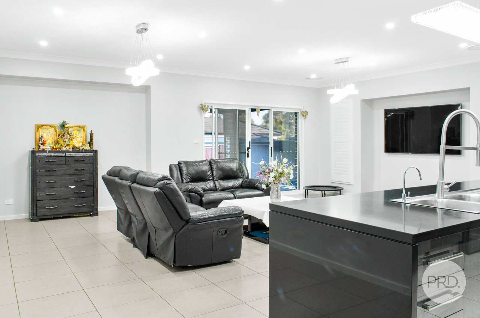 4 blue Street MINTO 4