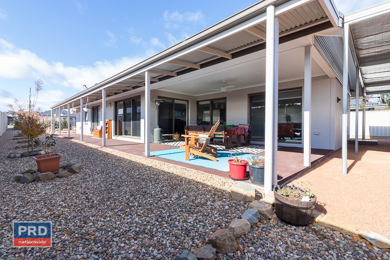 4 Bluskie Close BUNGENDORE 3