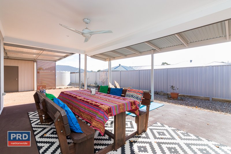 4 Bluskie Close BUNGENDORE 5