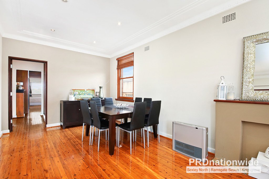 4 Bobadah Street KINGSGROVE 4