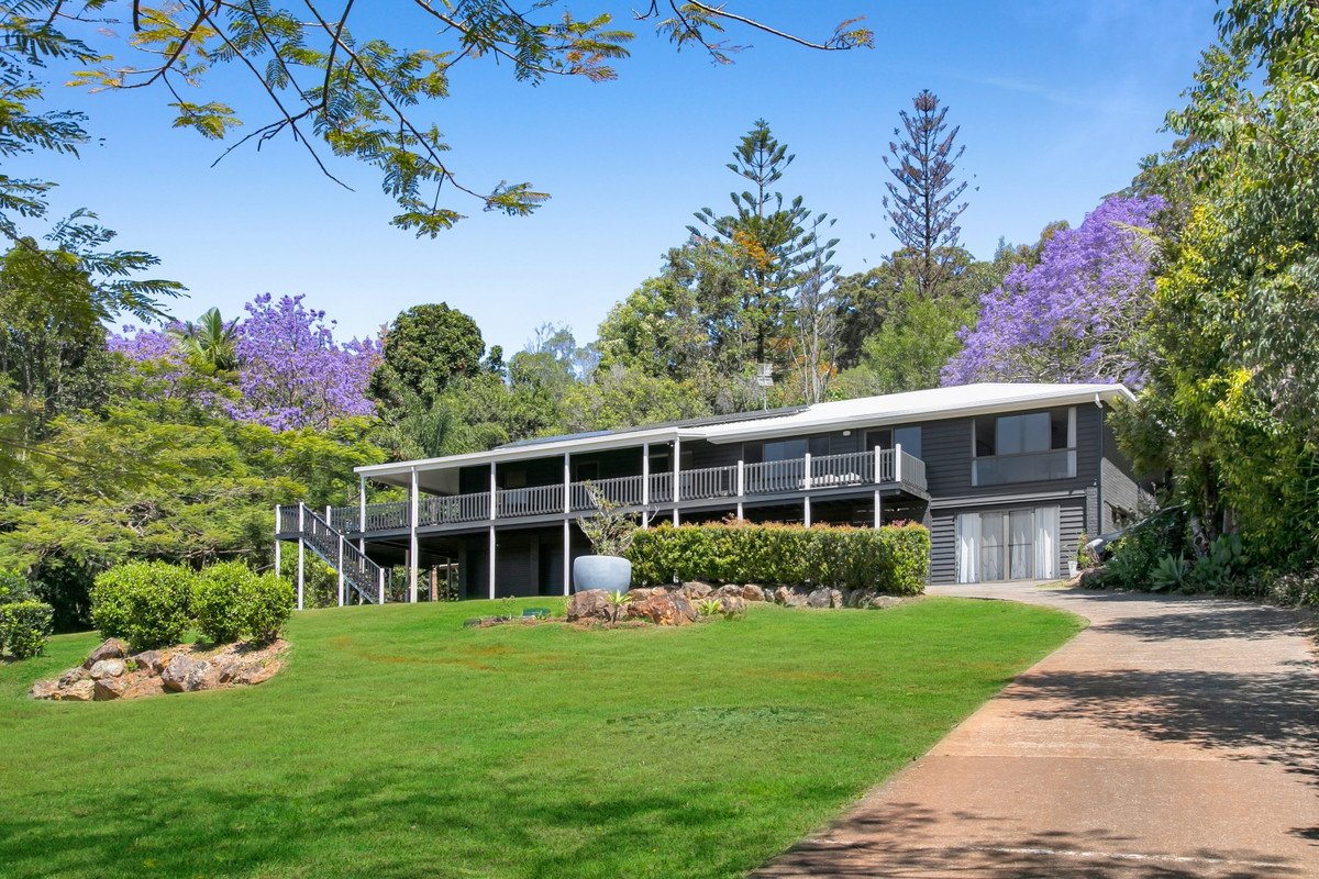 4 Bodalla Place Tallebudgera 4