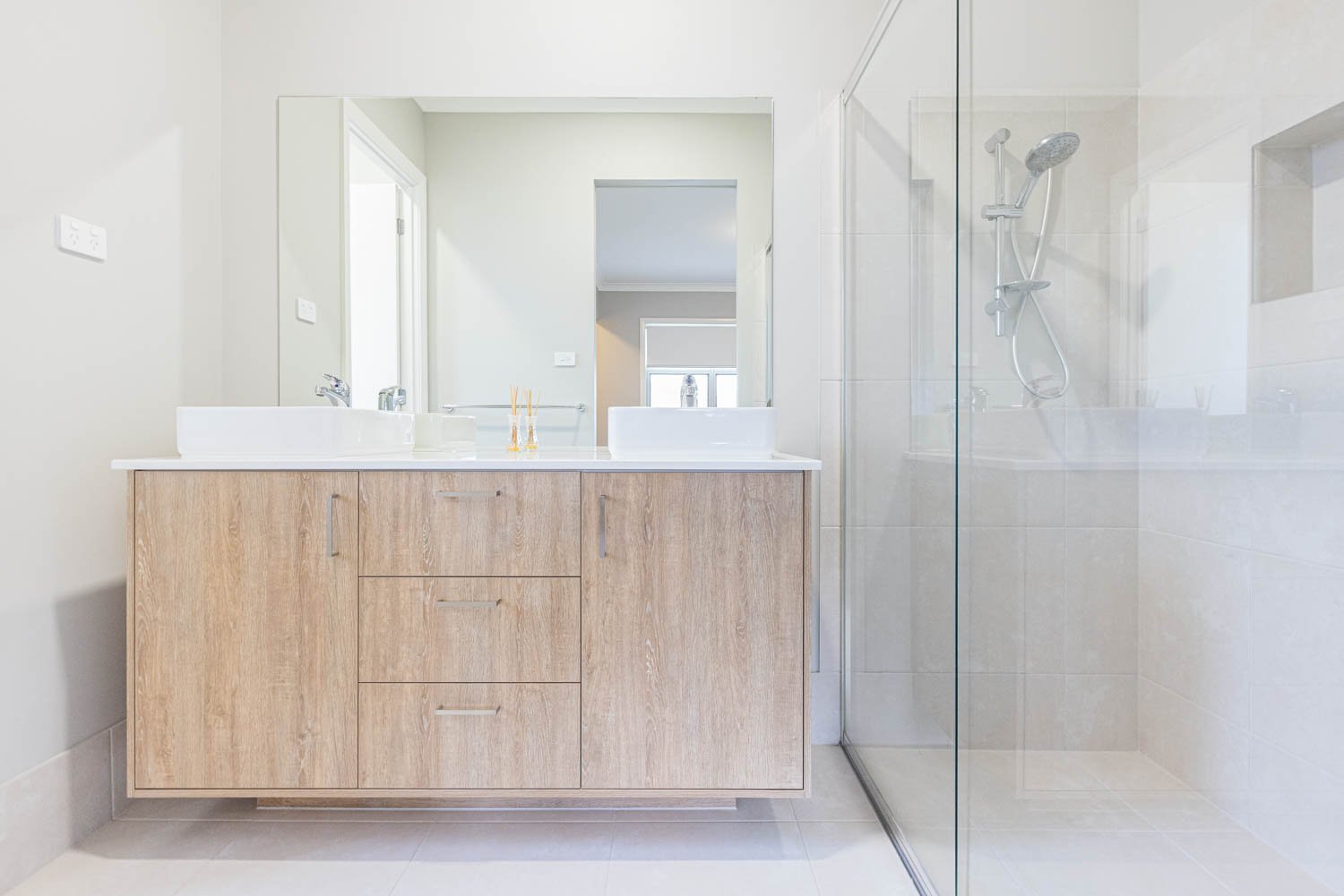 4 Bolton Road NORTH ROTHBURY 13