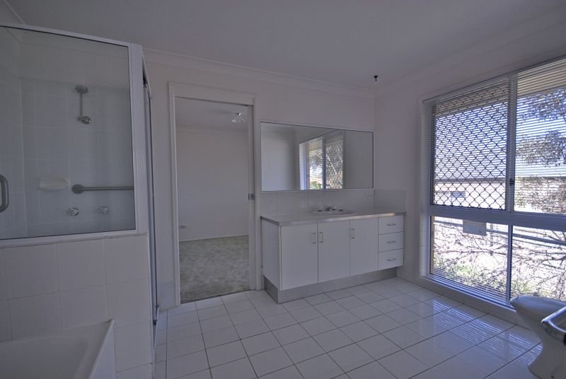 4 Bothwell Street ROBINA 7