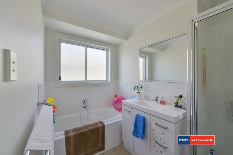 4 Bottlebrush Cove TAMWORTH 7