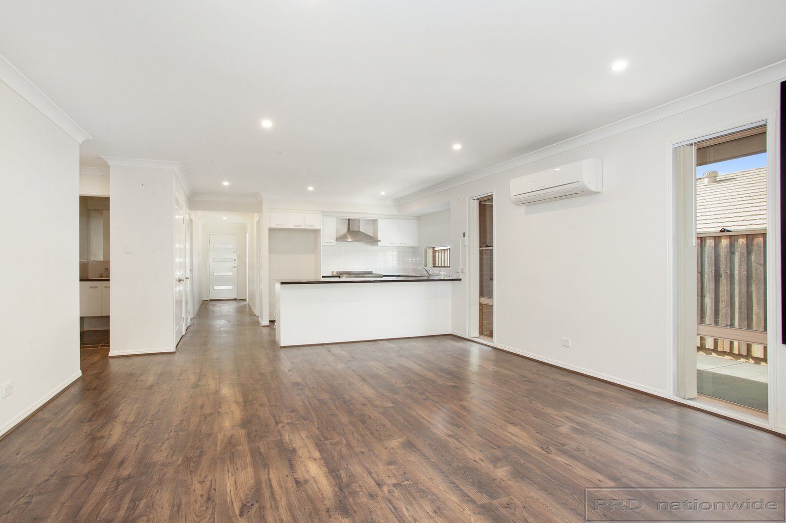 4 Bowerbird Close ABERGLASSLYN 3