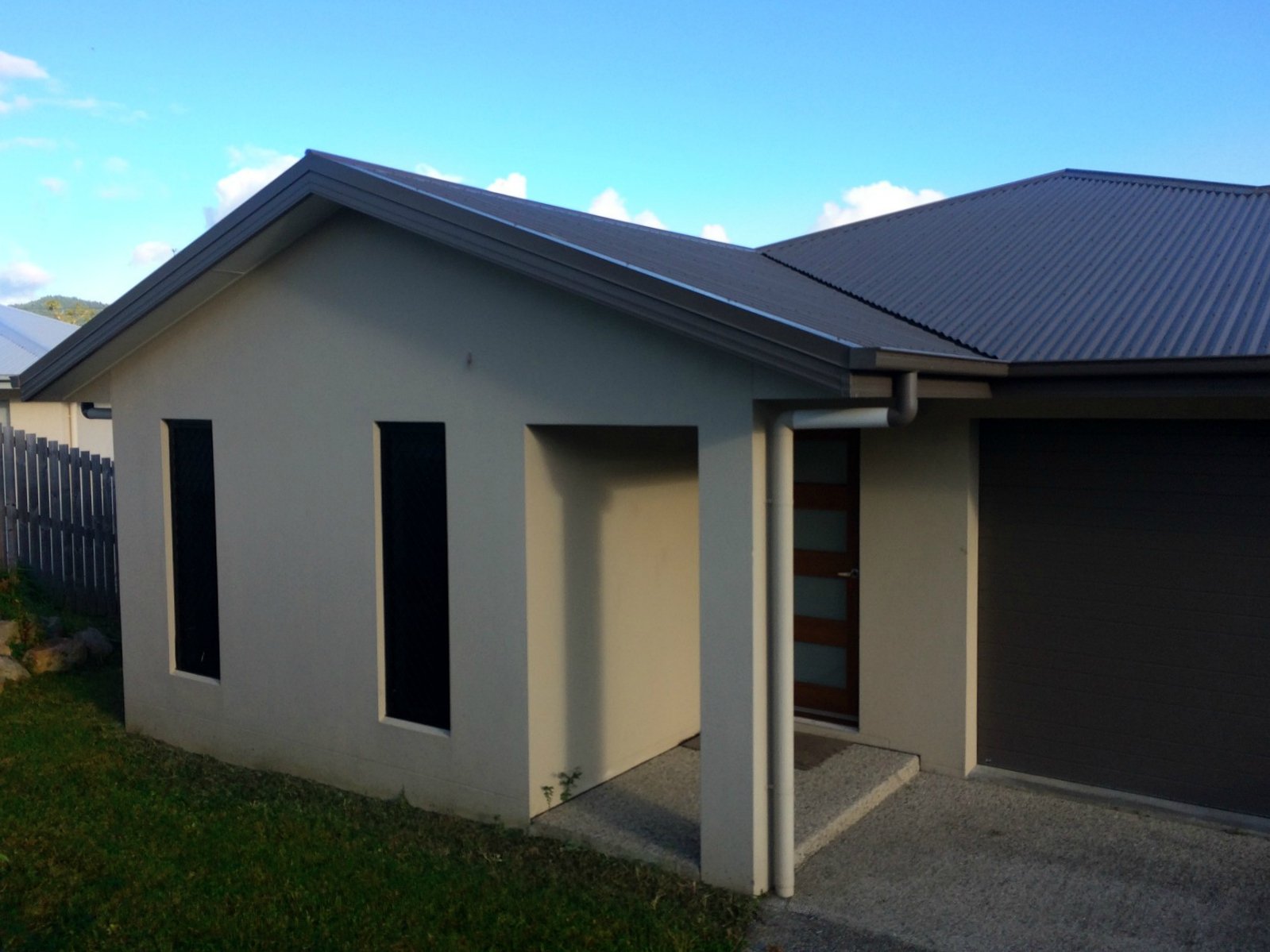 4 Bowline Lane CANNONVALE 2