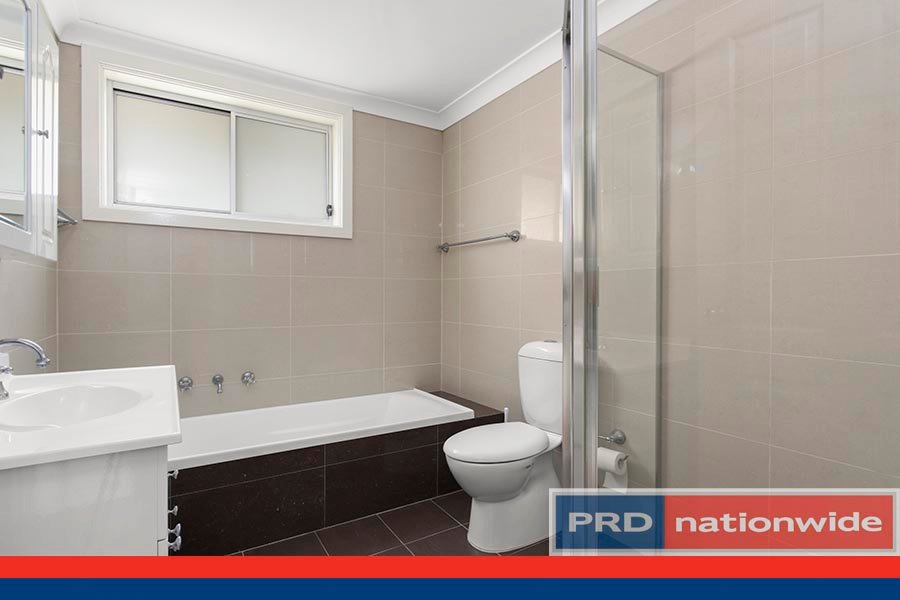 4 Breakwell St  MORTDALE 3