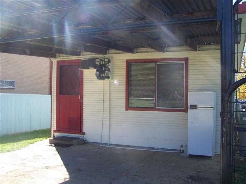 4 Bridge Street TUMBARUMBA 3