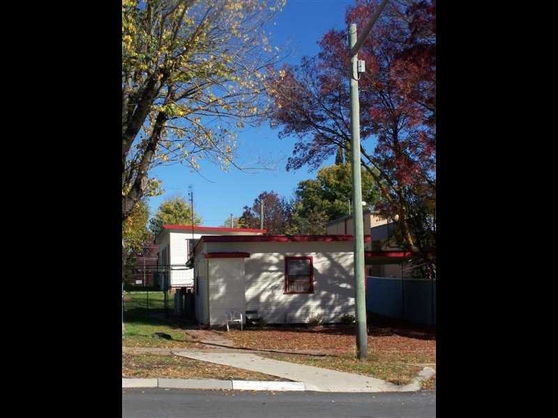 4 Bridge Street TUMBARUMBA 11