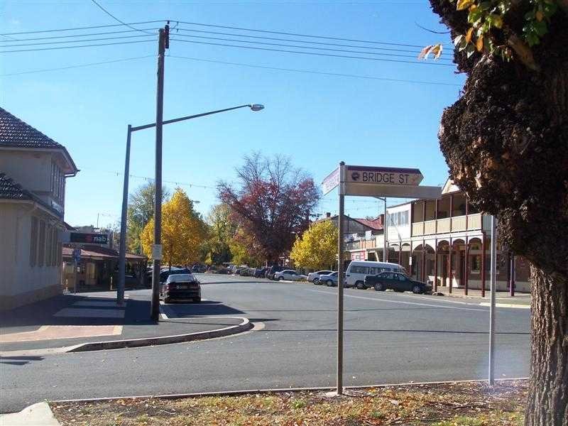 4 Bridge Street TUMBARUMBA 12