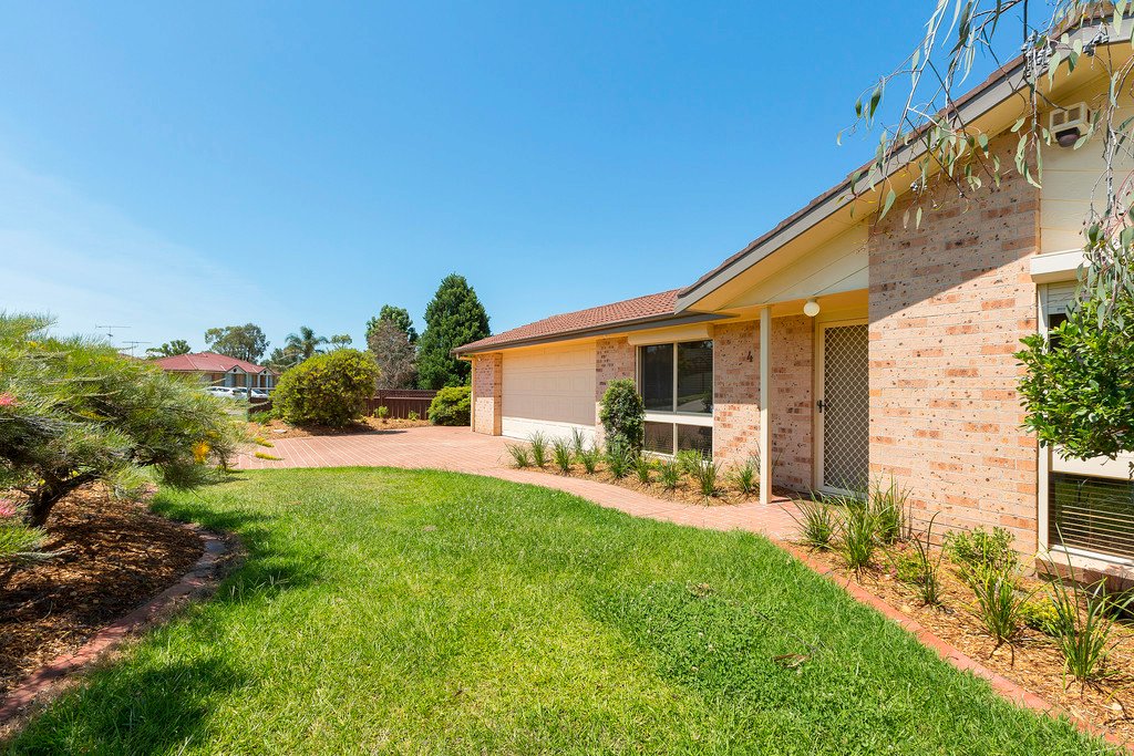 4 Britten Close CRANEBROOK 2