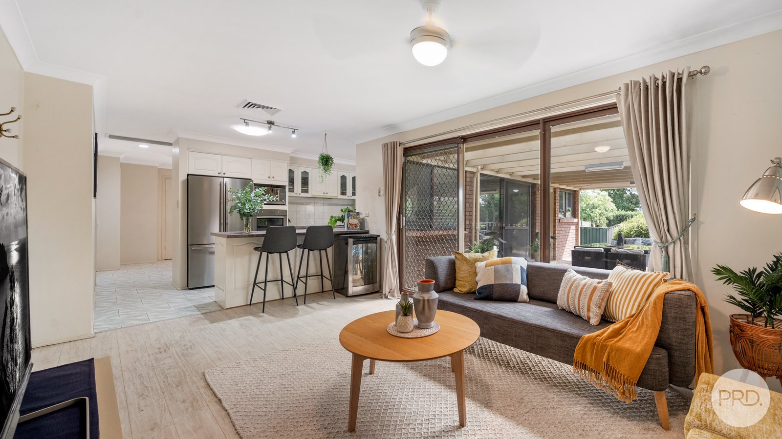 4 Brolga Glen ST CLAIR 6