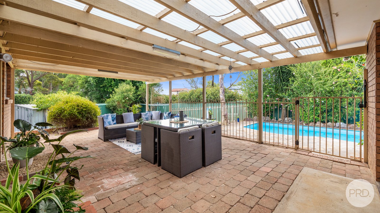4 Brolga Glen ST CLAIR 10