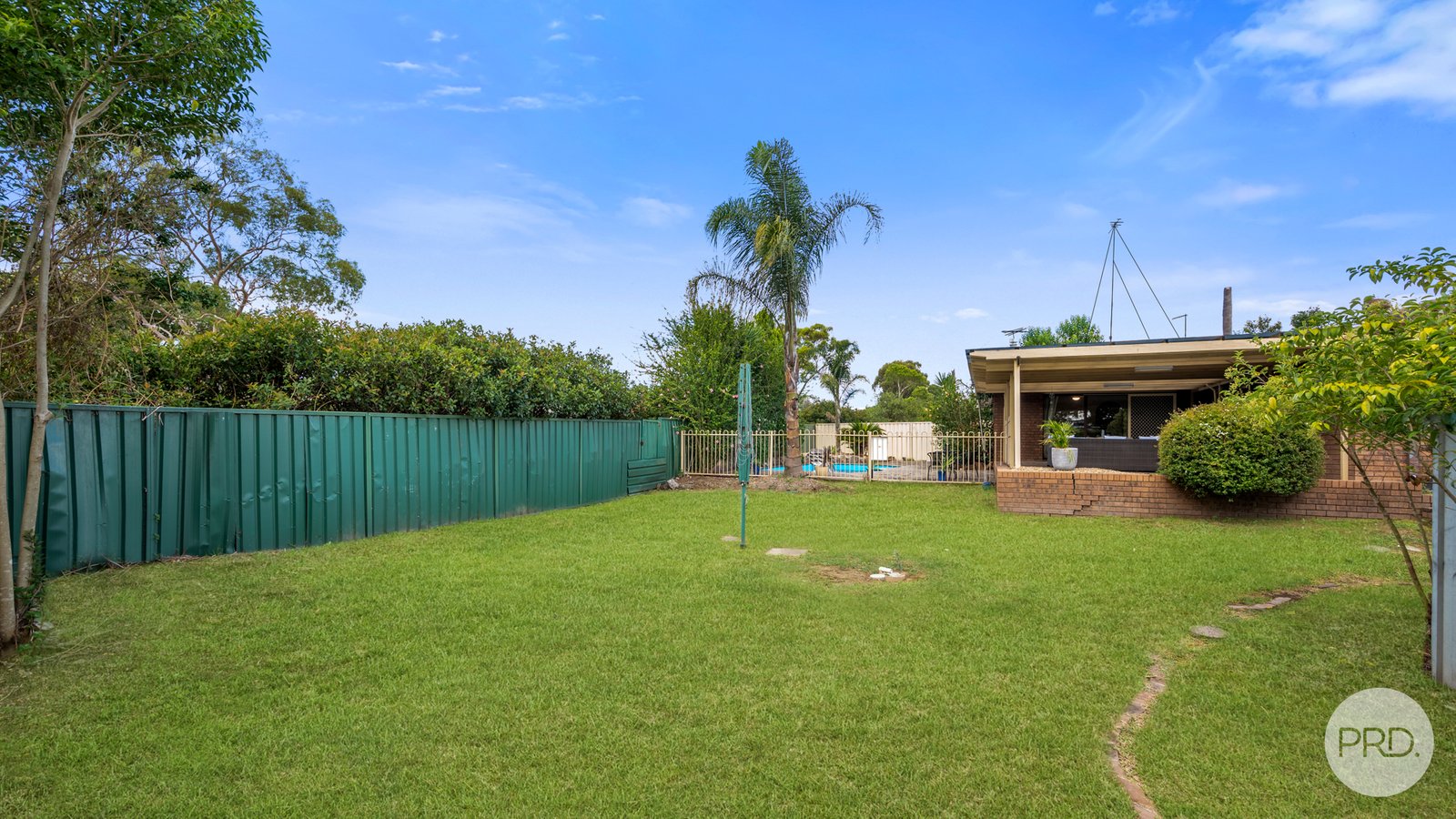 4 Brolga Glen ST CLAIR 12