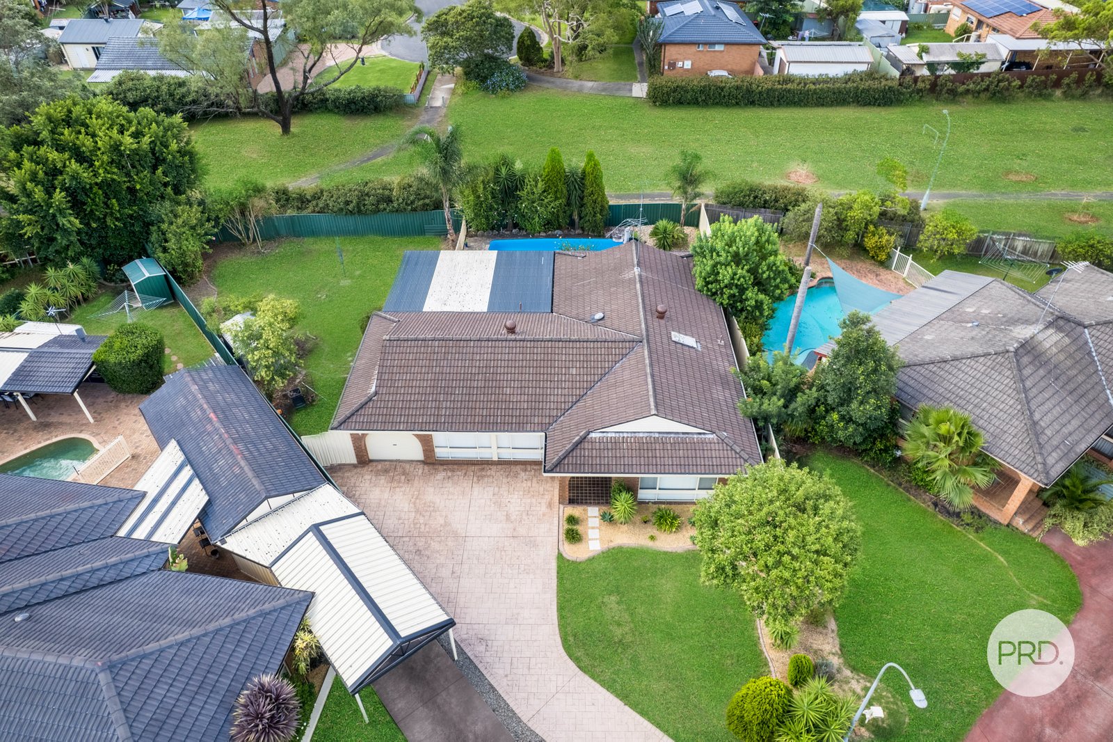 4 Brolga Glen ST CLAIR 13