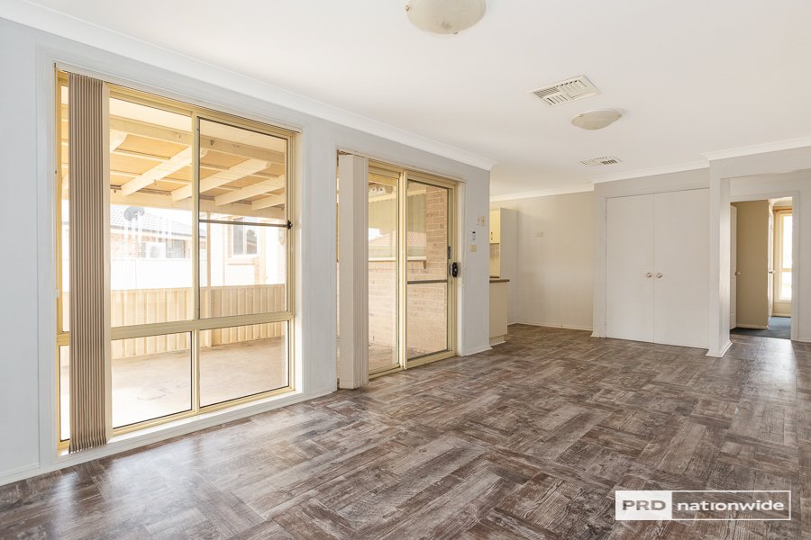 4 Burdekin Place TAMWORTH 10