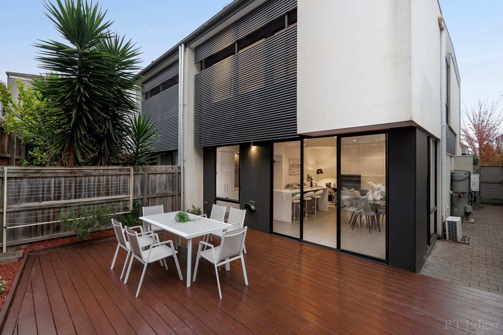 Real Estate and Property in 4 Burn Nar Look Drive, Burwood, VIC