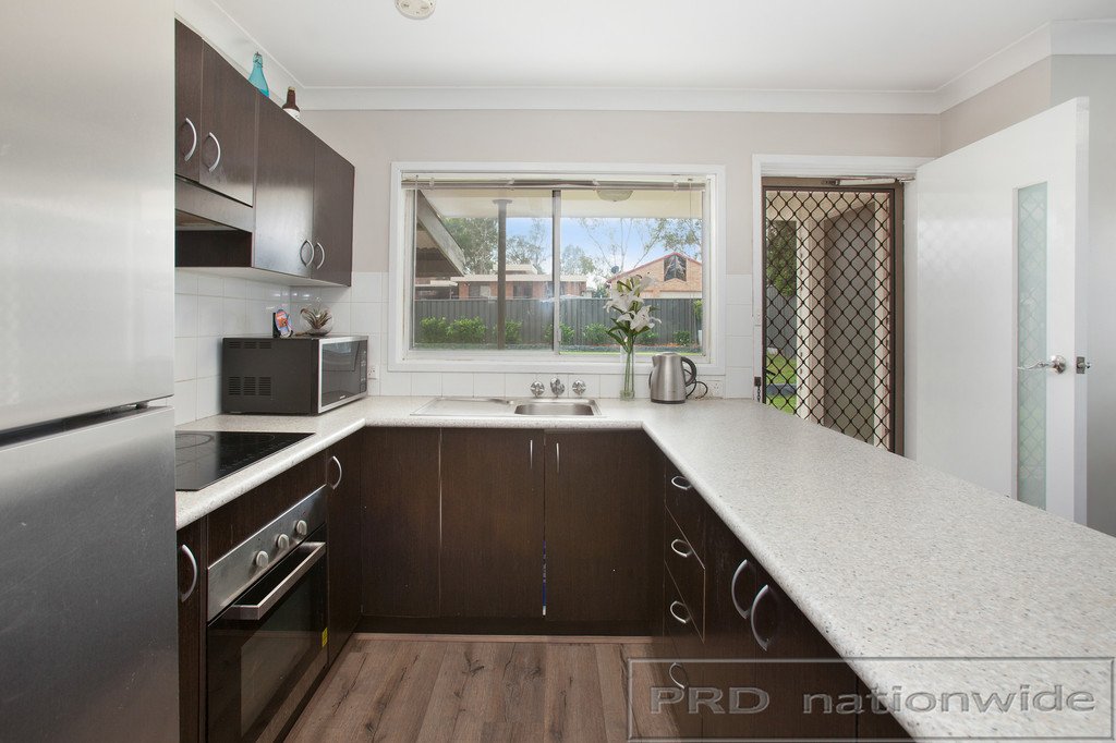 4 Burnham Close THORNTON 12