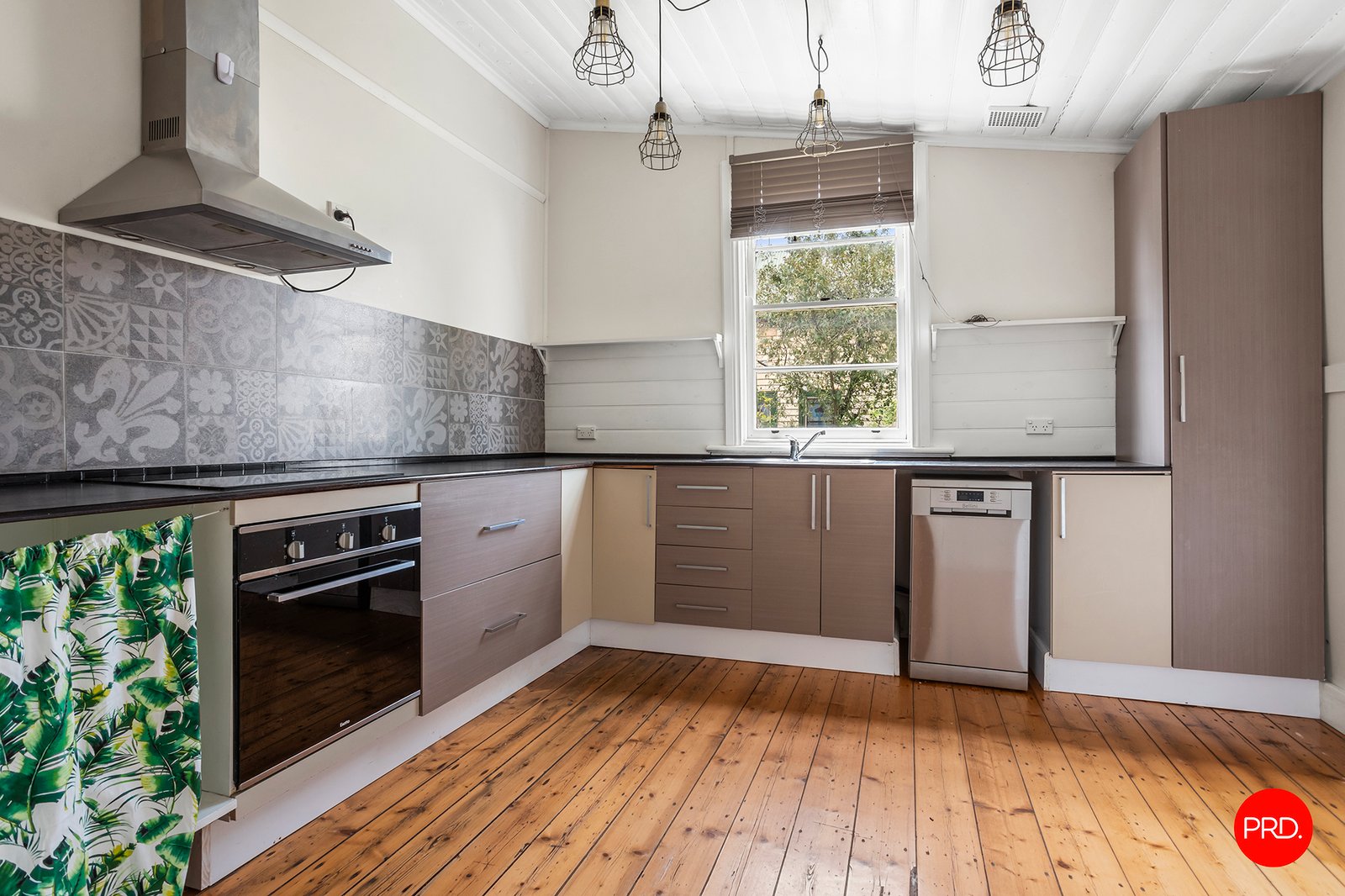 4 Butts Road EAGLEHAWK 3