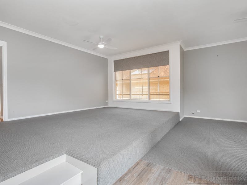 4 Cabarita Close BOLWARRA HEIGHTS 3