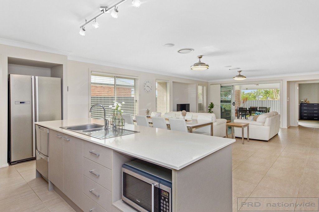 4 Cagney Road RUTHERFORD 6