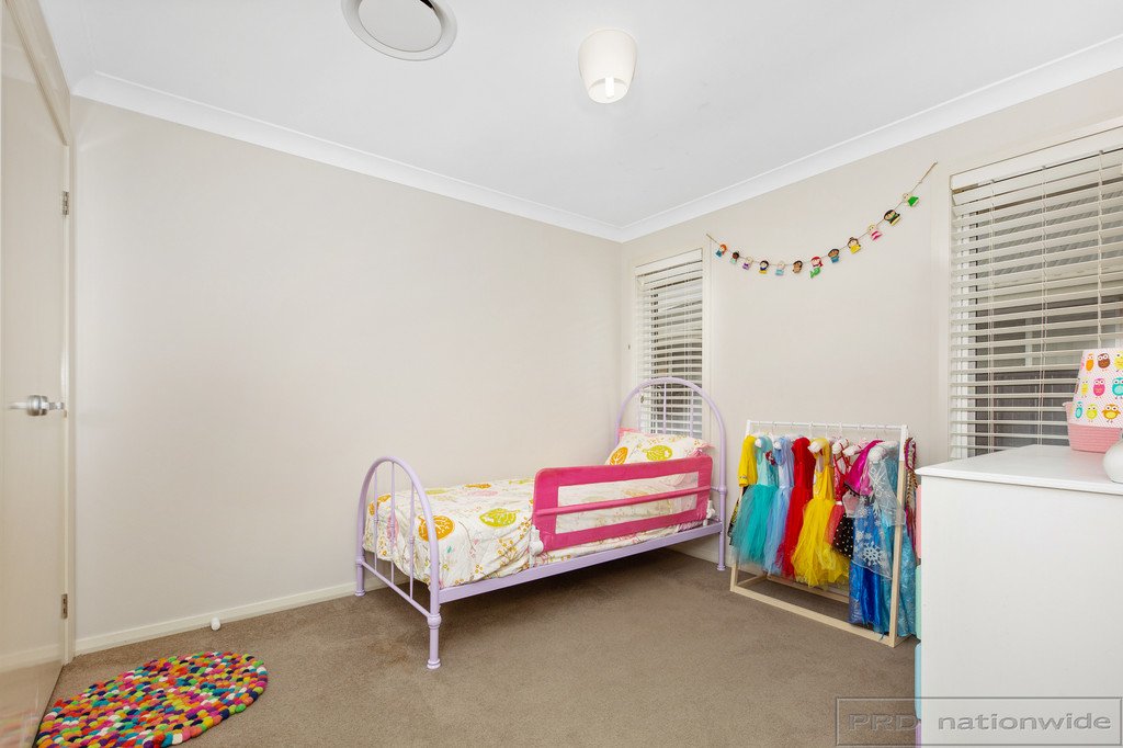 4 Cagney Road RUTHERFORD 12