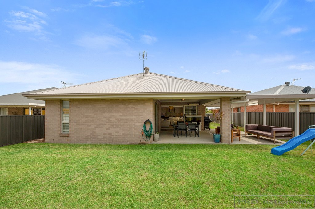 4 Cagney Road RUTHERFORD 18