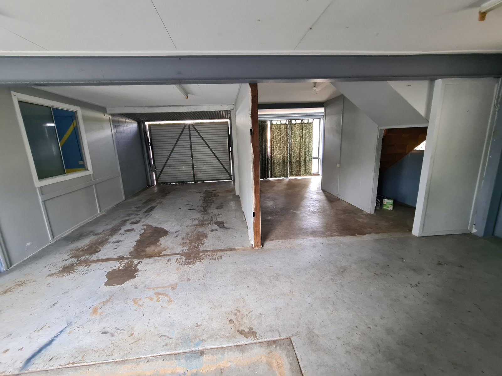 4 CAIRNCROSS Street SUN VALLEY 12