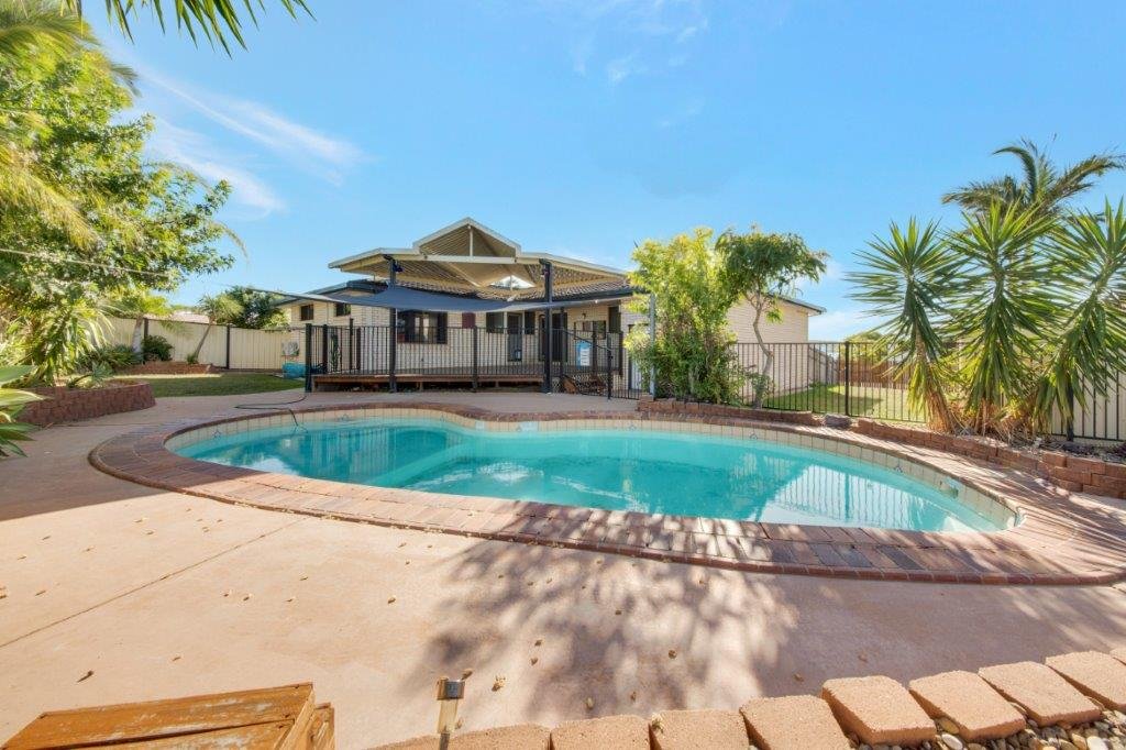 4 CALEDON Street TANNUM SANDS 3