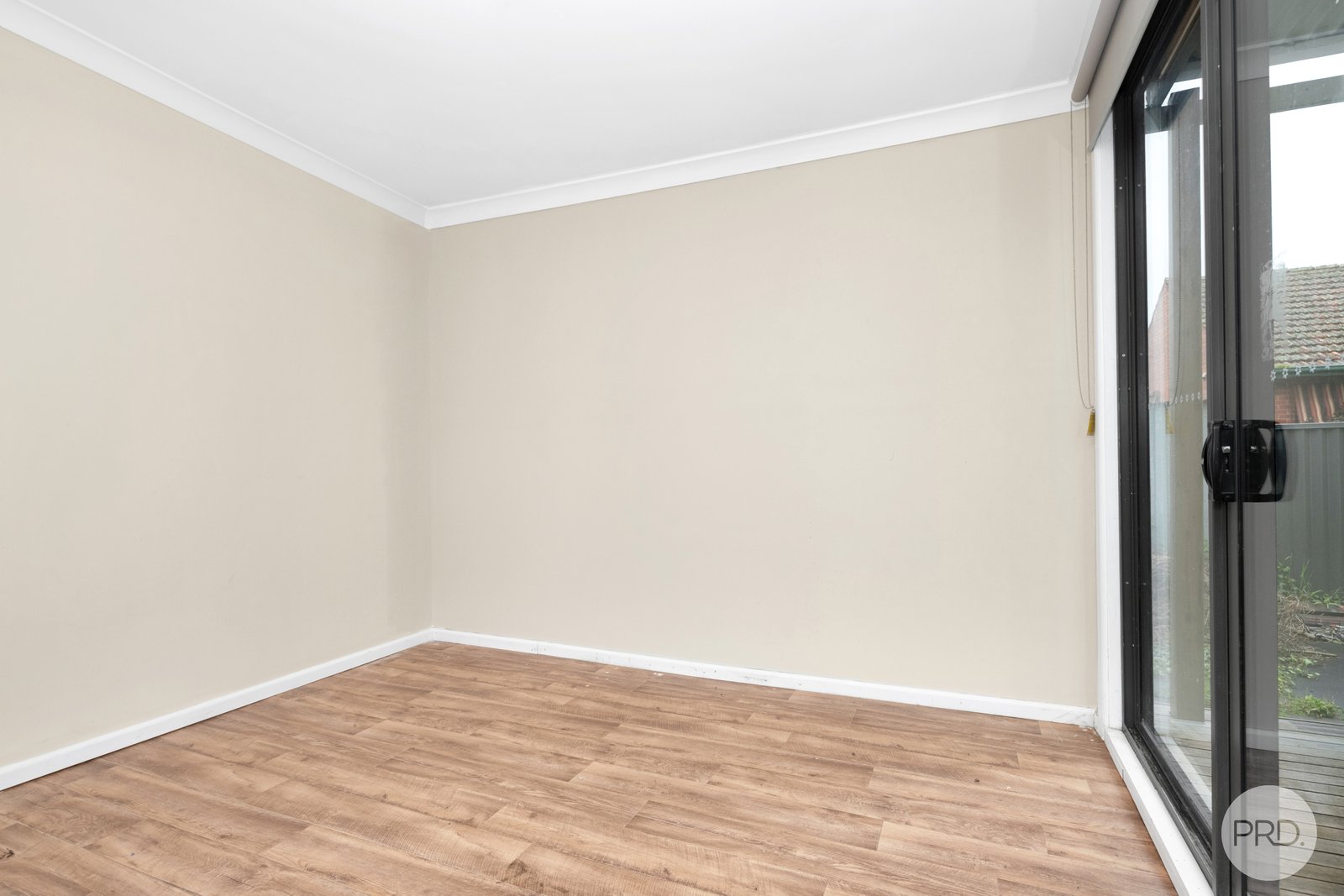 4 Callow St  GOLDEN POINT 7