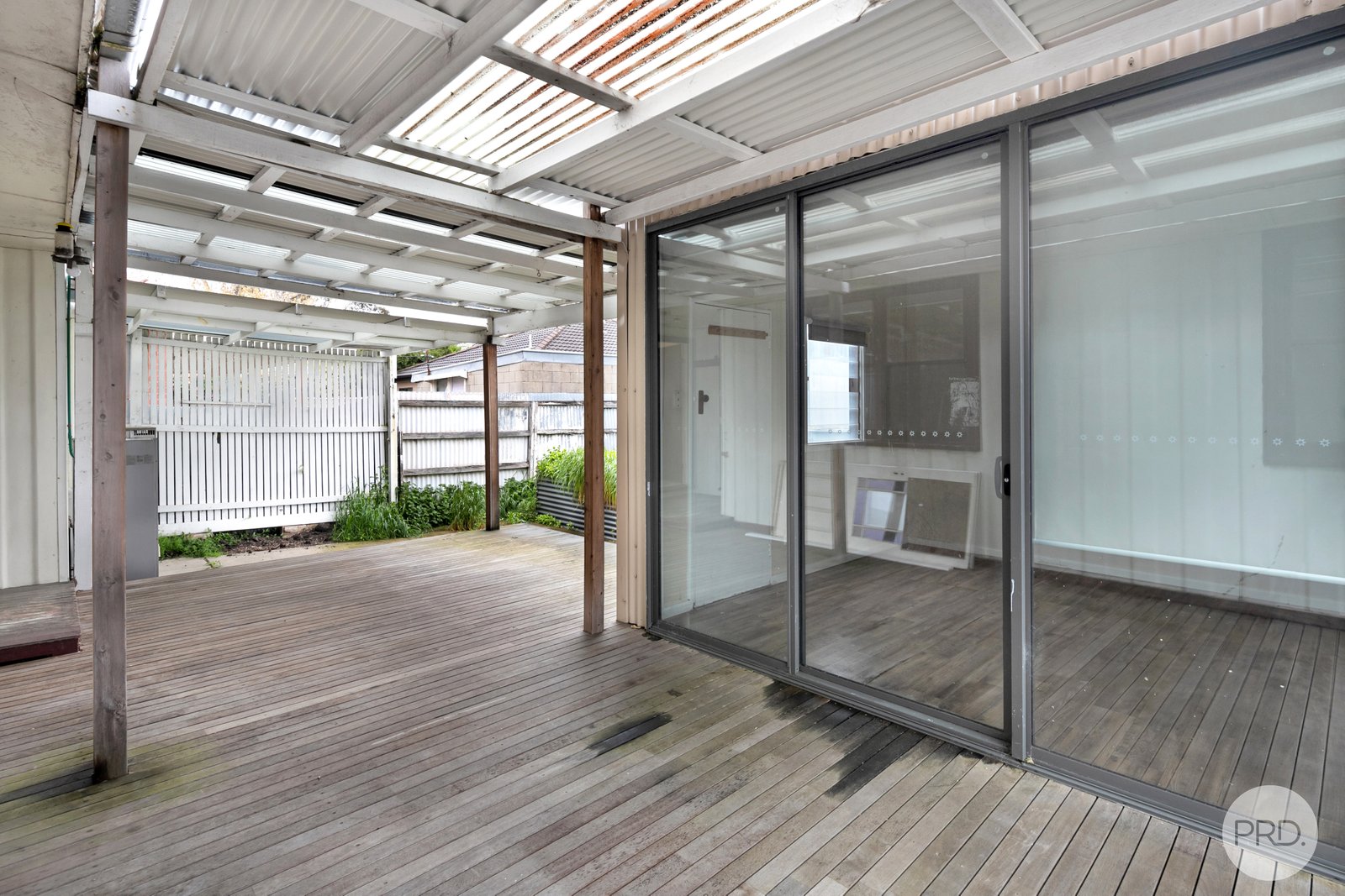 4 Callow St  GOLDEN POINT 10