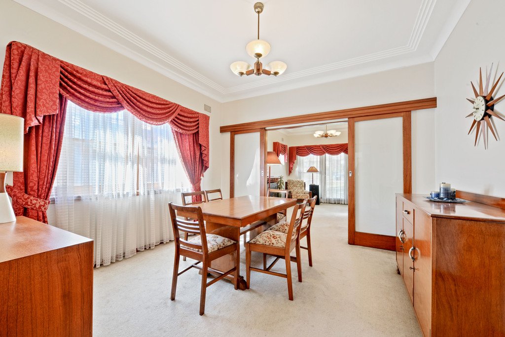 4 Caloola Crescent BEVERLY HILLS 3